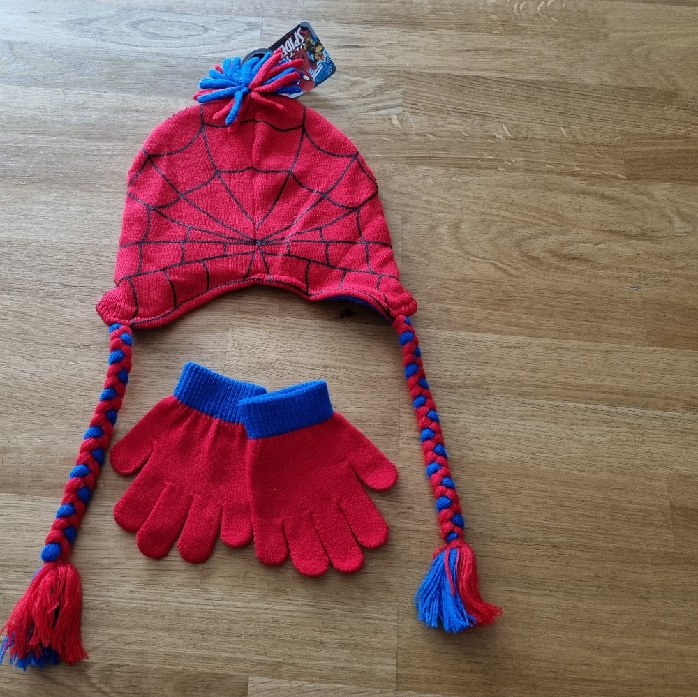 NWT Spiderman beanie and gloves - Picture 7 of 7